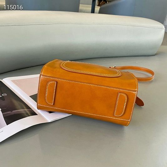 Women's Pillow Trendy Cylinder Rivet Fashion Pouch Shoulder Bags