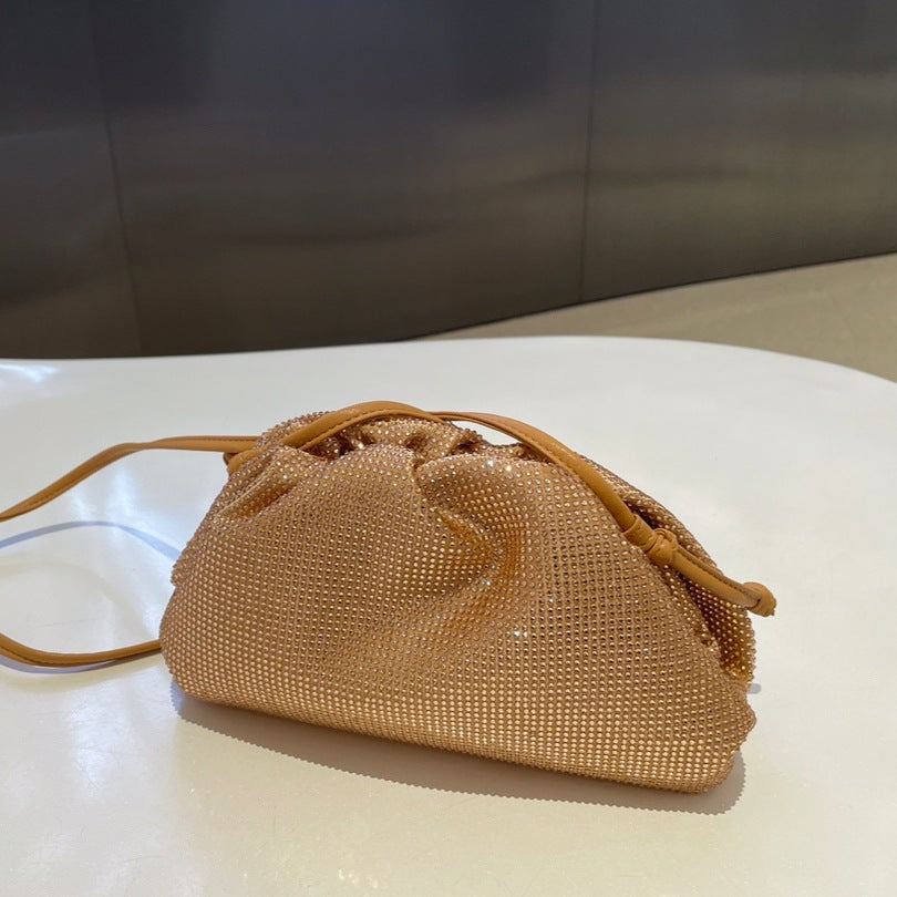 Women's Diamond Cloud Korean Style Pleated Clip Crossbody Bags