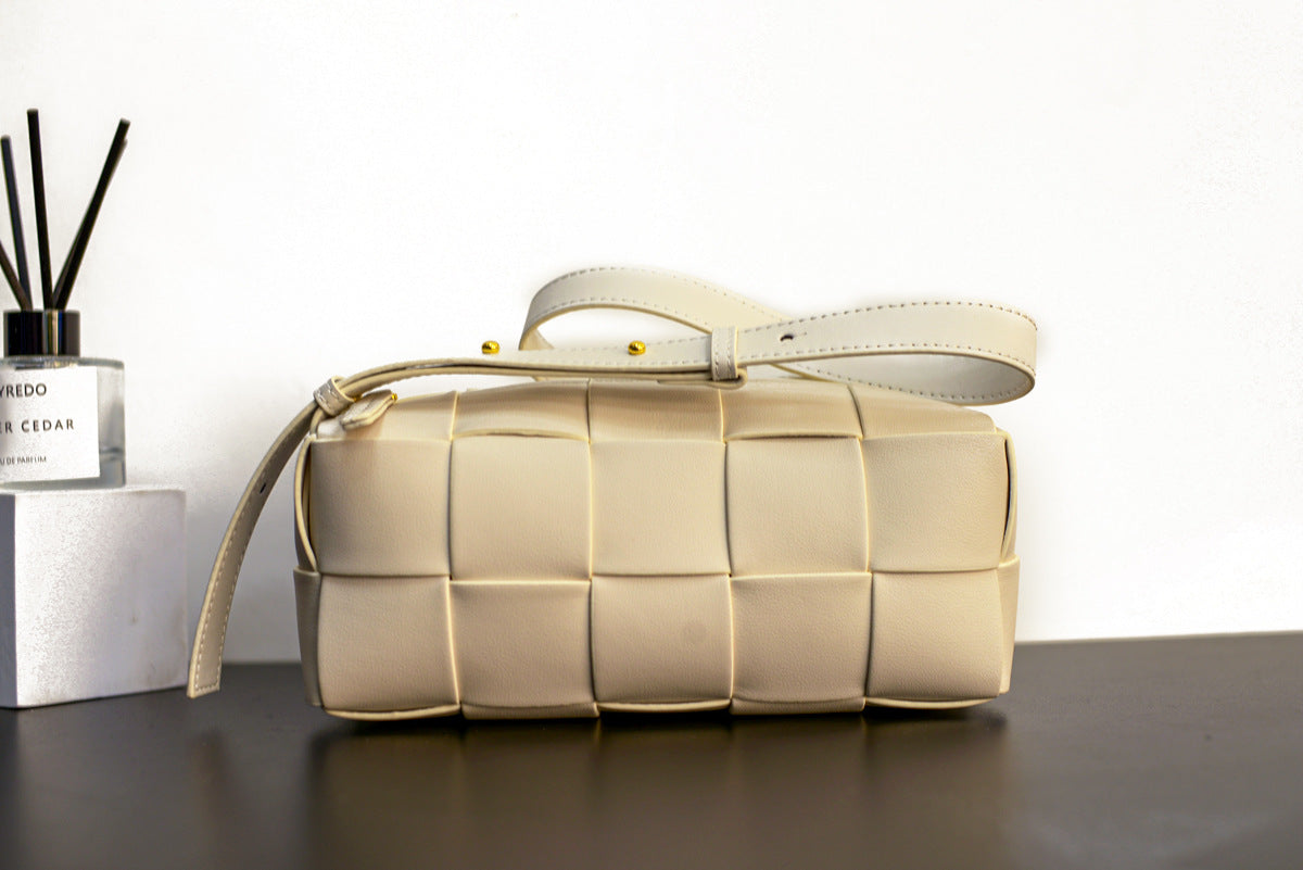 Women's Genuine Leather Woven One Simple Affordable Shoulder Bags