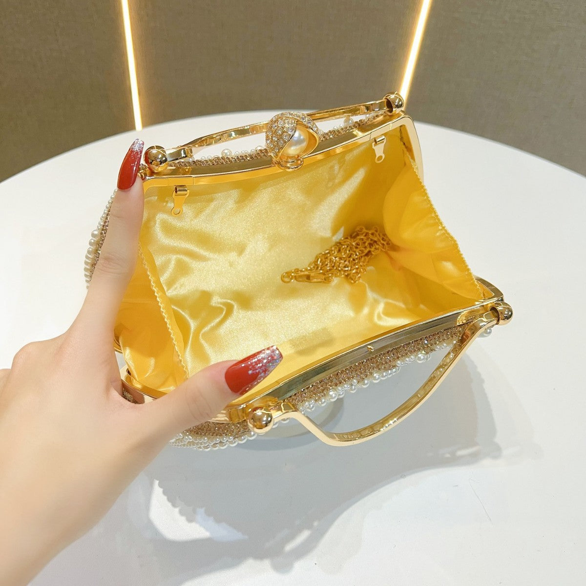 Women's Pearl Dinner Banquet Dress Diamond Clutch Evening Bags