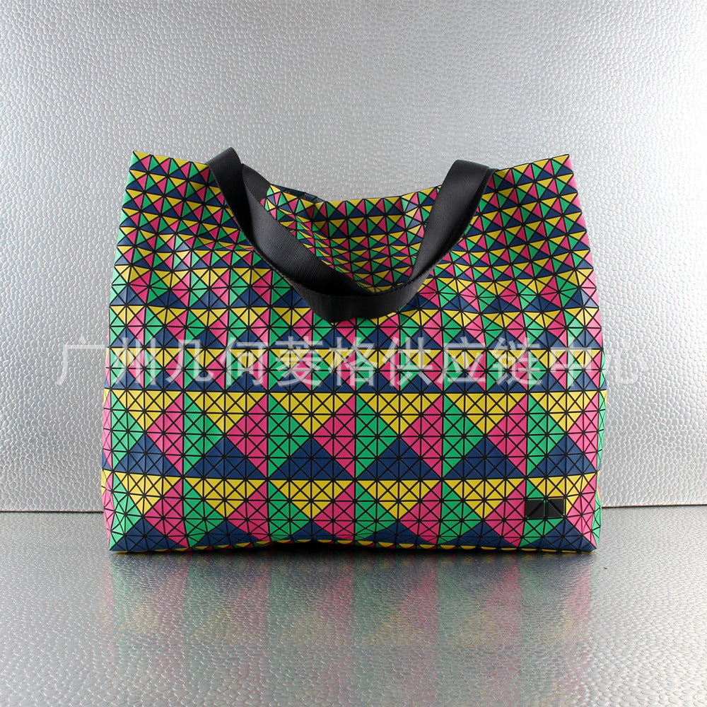 Geometric Diamond Pattern Silicone Check Lifetime Shoulder Bags