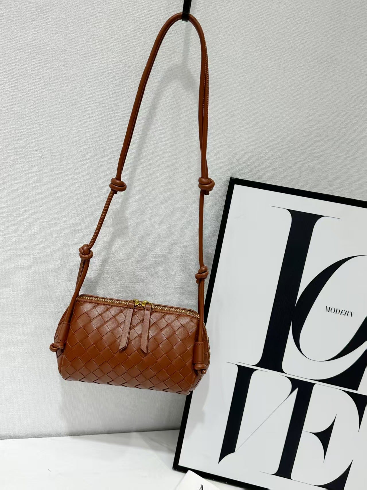 Women's Handmade Cowhide Woven Underarm Fashion Bags