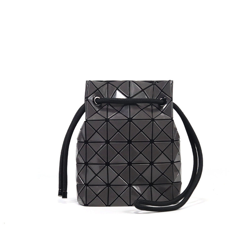 Women's Triangle Drawstring Rhombus Single Life Shoulder Bags