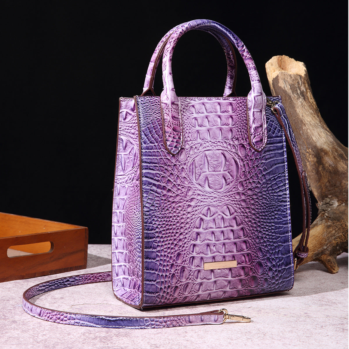 Women's Retro Hand-held Brahmin Crocodile Pattern Handbags