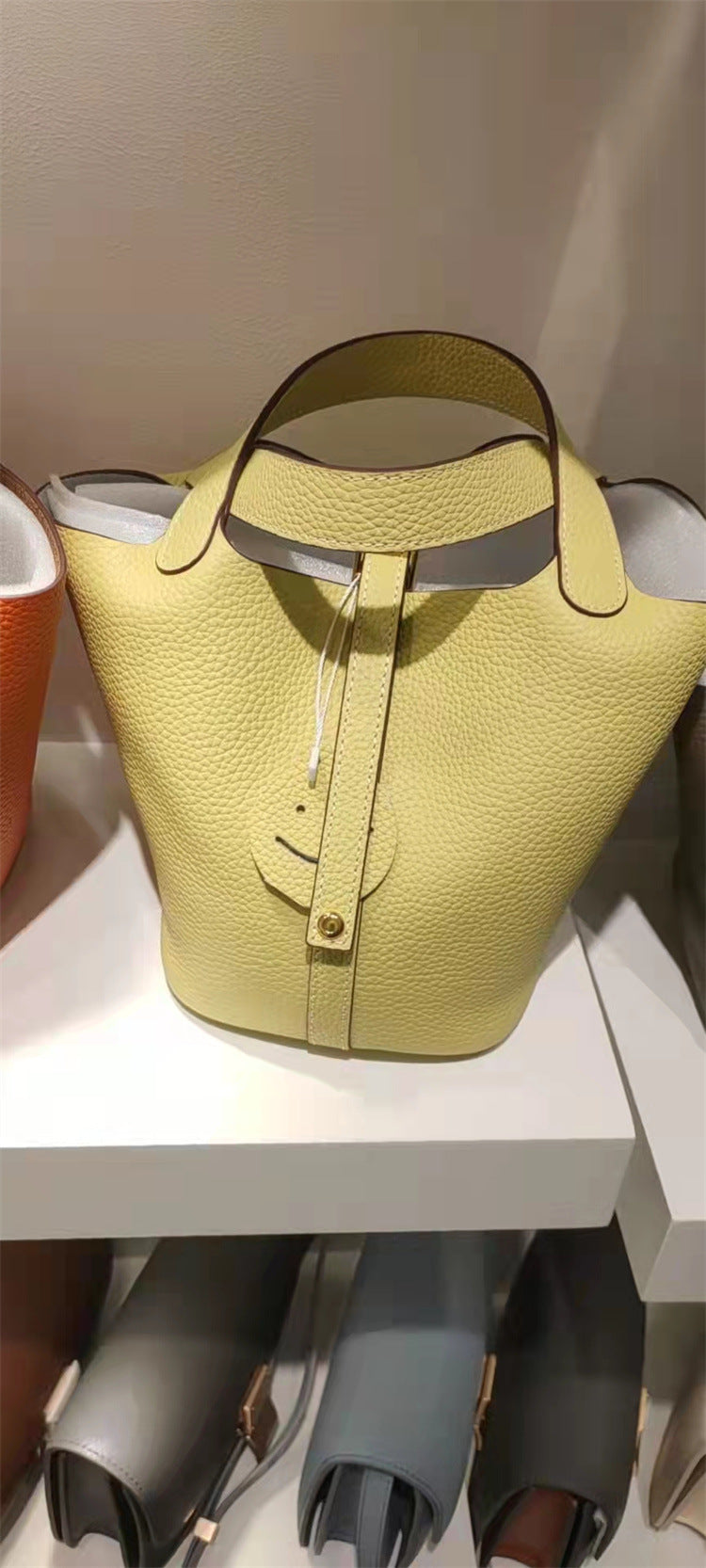 Vegetable Basket Layer Cowhide Lychee Pattern Handbags