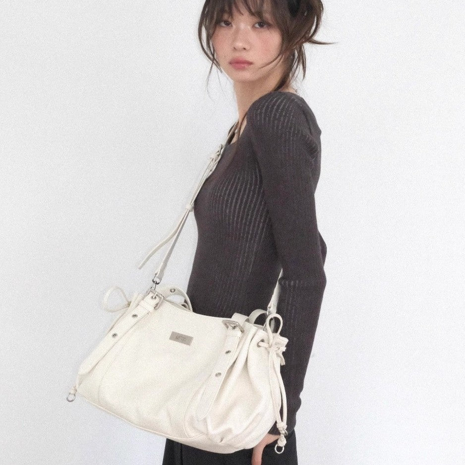 Women's Niche Large Capacity Commuter Underarm Locomotive Crossbody Bags