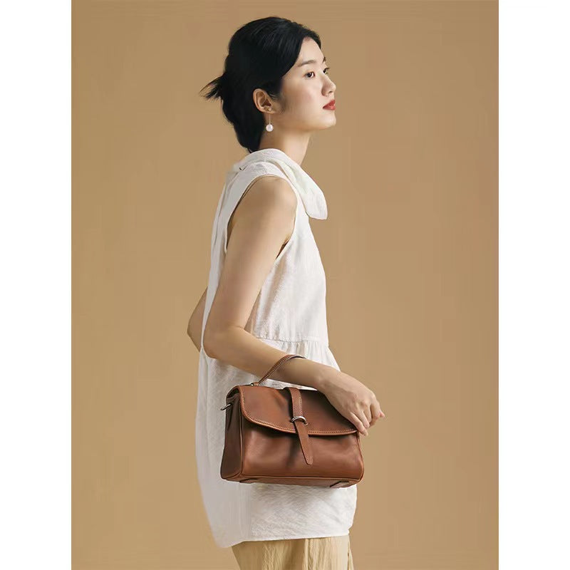 Women's Leather Large Capacity Commuter Niche Vegetable Shoulder Bags