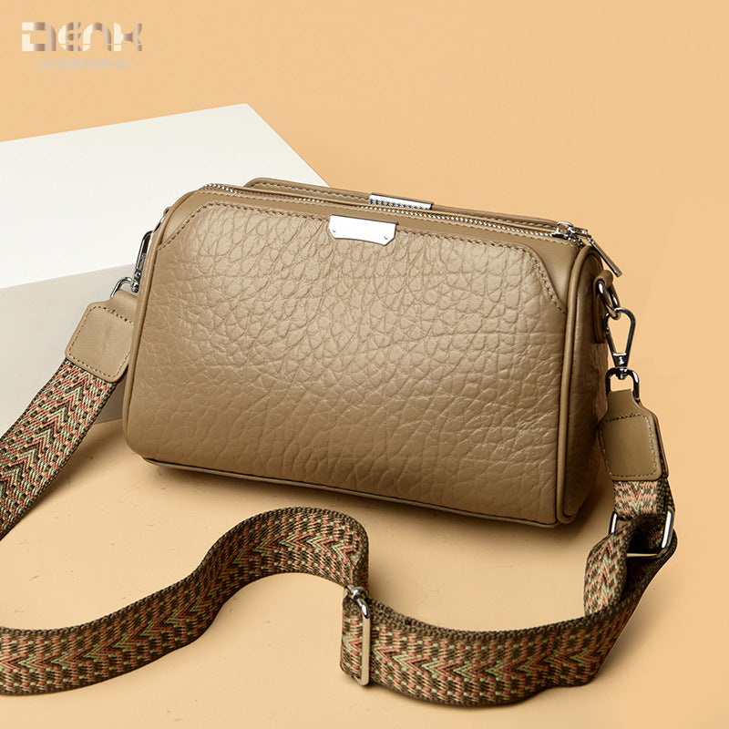 Women's Trendy Fashion Large Capacity Top Layer Shoulder Bags
