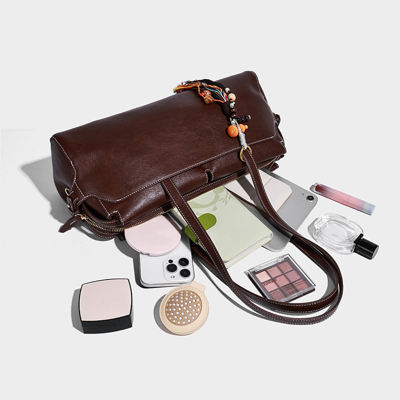 Women's Baguette Large Capacity Leisure Fashion Commuter Shoulder Bags