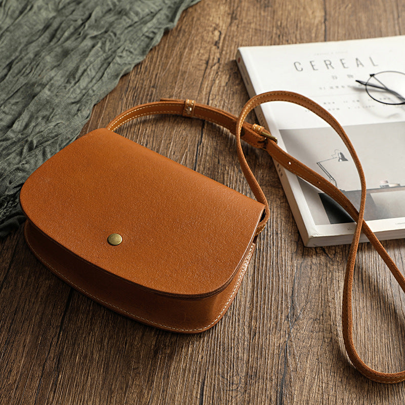 Revision Vegetable Tanning Leather Goddess College Crossbody Bags