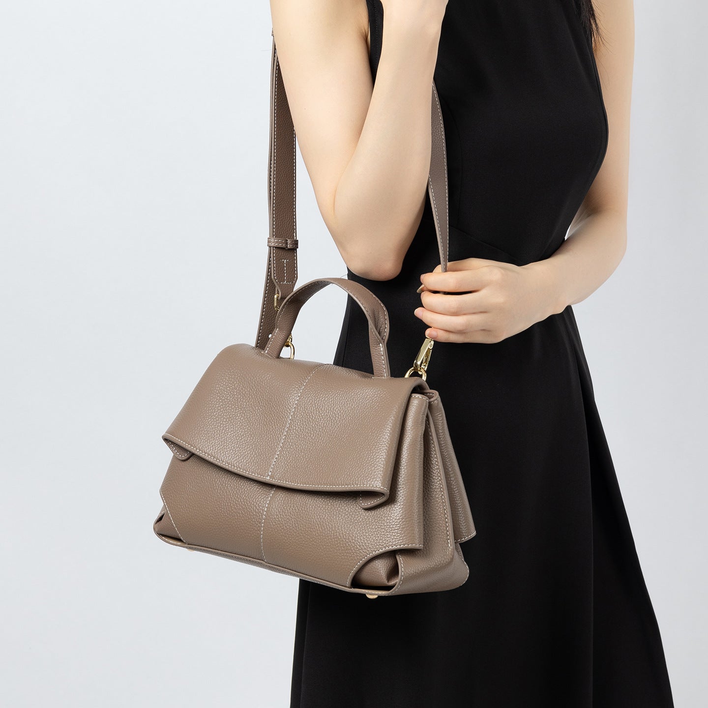 Women's Design Affordable Luxury Fashion Commuter Shoulder Bags